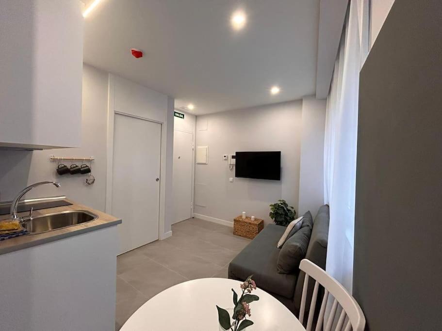 Cozy Studio In Tetuan - En 1/9 Madrid Esterno foto